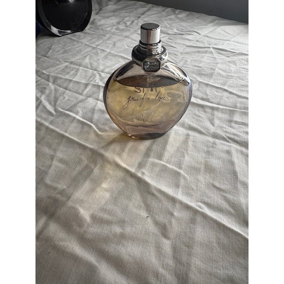 Still" Eau de Parfum by Jennifer Lopez.  1 oz - Picture 2 of 4
